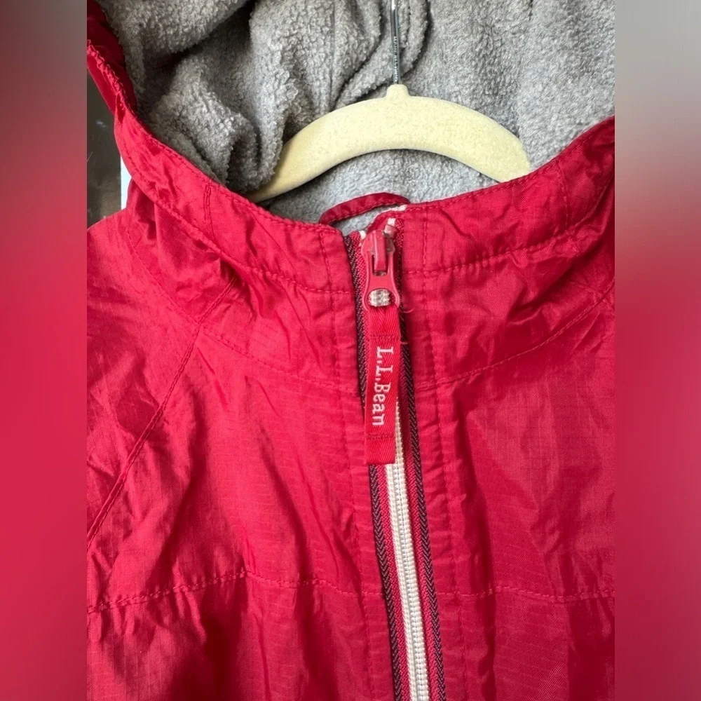Vintage L.L. Bean boys windbreaker jacket fleece lined hoodie waterproof pockets
